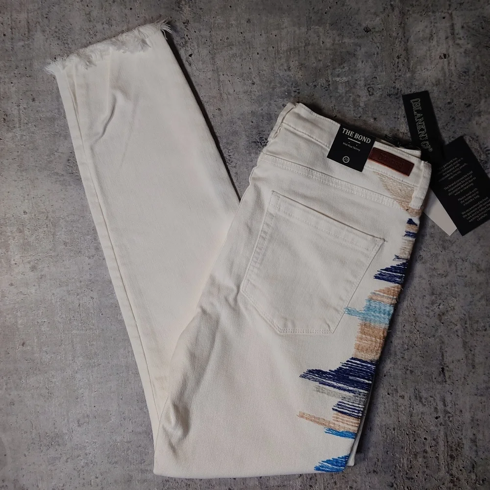 BlankNYC Cream Embroidered Jeans - Picture 10 of 10